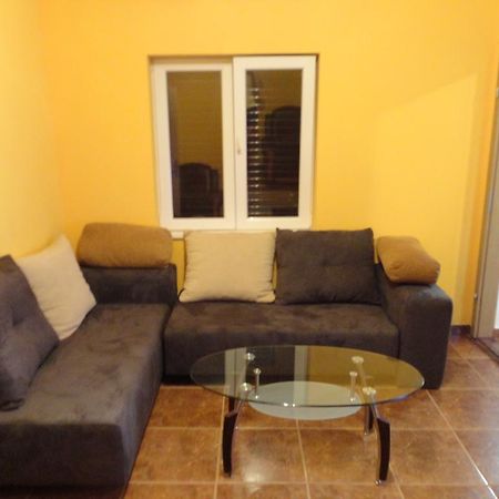 Apartment Ivana Биоград на Мору Екстериор снимка