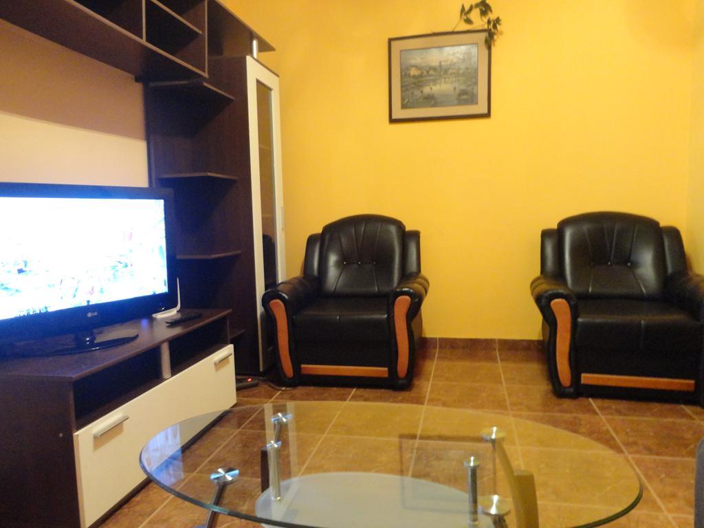 Apartment Ivana Биоград на Мору Екстериор снимка